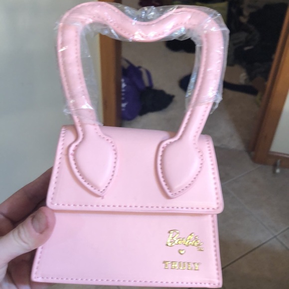 New Pink Barbie Mini Purse. Sold out on the web. - Picture 7 of 9